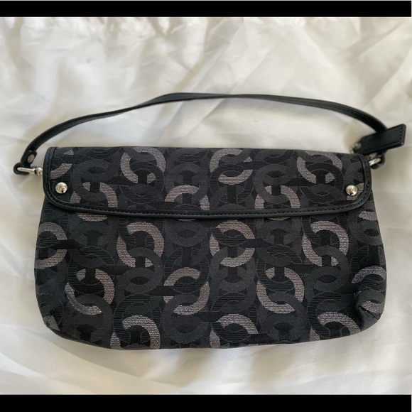 Coach Clutch - Picture 3 of 4